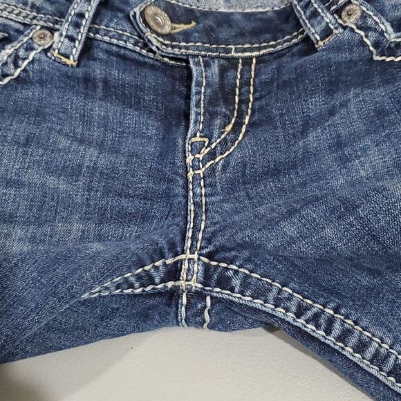 SILVER Tuesday dark wash crop jeans - Picture 6 of 8